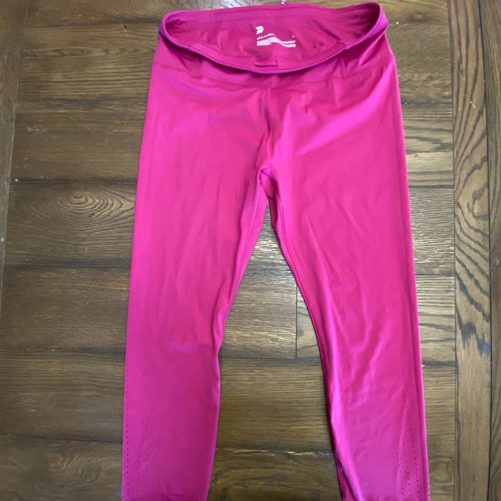 All in Motion Pink Cropped Leggings Size XL